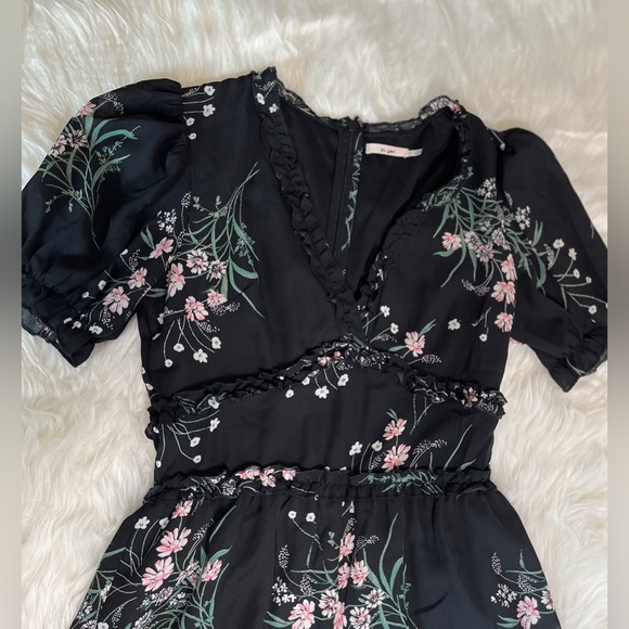 Mi Ami Floral Romper with ruffle detail - Size S CB 135 - Picture 5 of 7